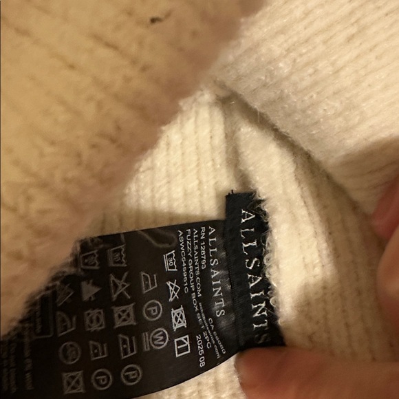 ALLSAINTS hat & scarf - Picture 5 of 7